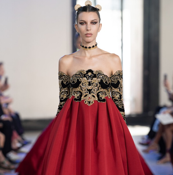 Elie Saab осень-зима 2019/2020 (85465-Elie-Saab-FW-2020- s.jpg)